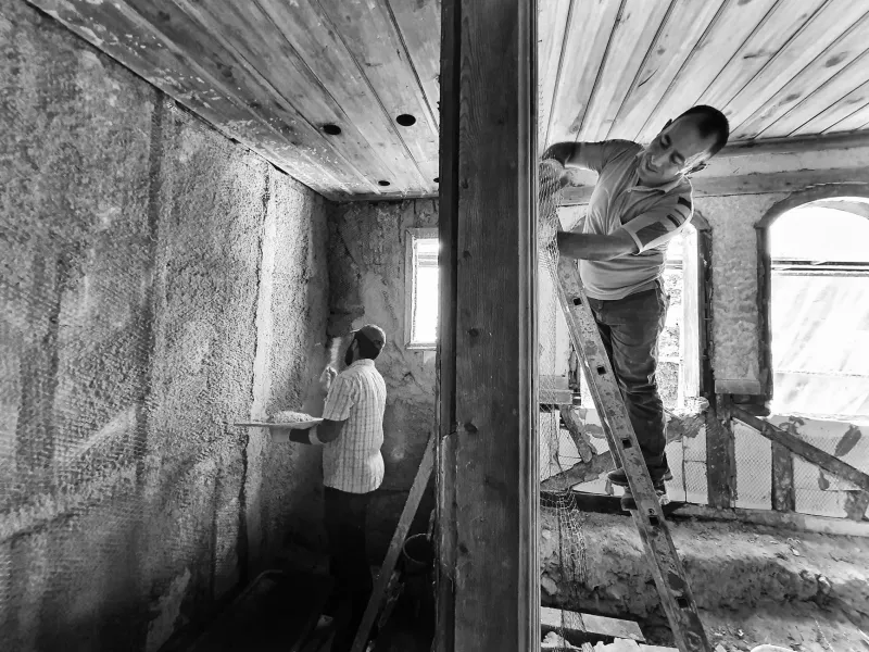 The Heat Pathway Problem: How Energy-Efficient Wall Systems Are Quietly Undermining Fire Containment